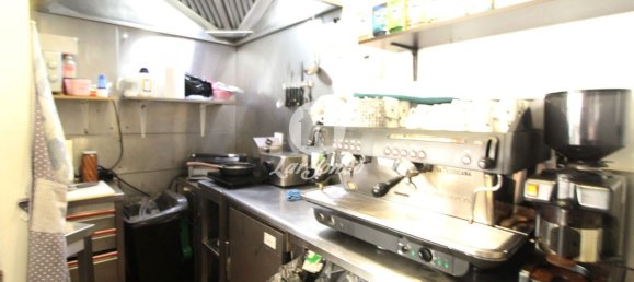 Gewerbliche Immobilie in Vila Nova de Gaia, Portugal 25m², Nr. 43066 11