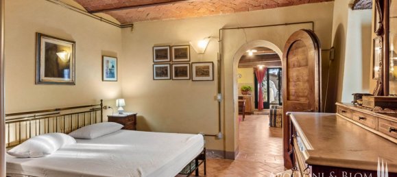 9 bedrooms House in Loro Ciuffenna, Italy No. 54301 15