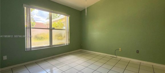 3 dormitorios villa en venta en Miami, Miami-Dade, Florida, USA № 615763 8