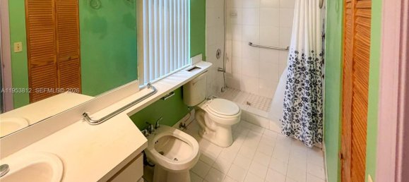 3 dormitorios villa en venta en Miami, Miami-Dade, Florida, USA № 615763 3