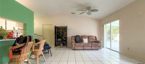 3 dormitorios villa en venta en Miami, Miami-Dade, Florida, USA № 615763 27