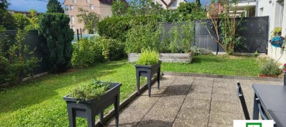 5-salle Appartement à Village-Neuf, France No. 241315 2