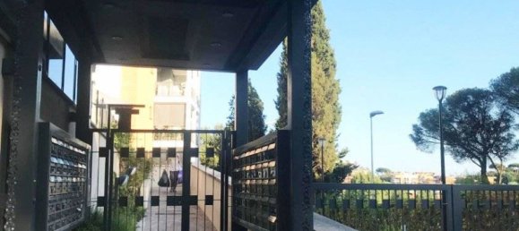 1 bedroom Apartment in Rome, Italy No. 197758 4