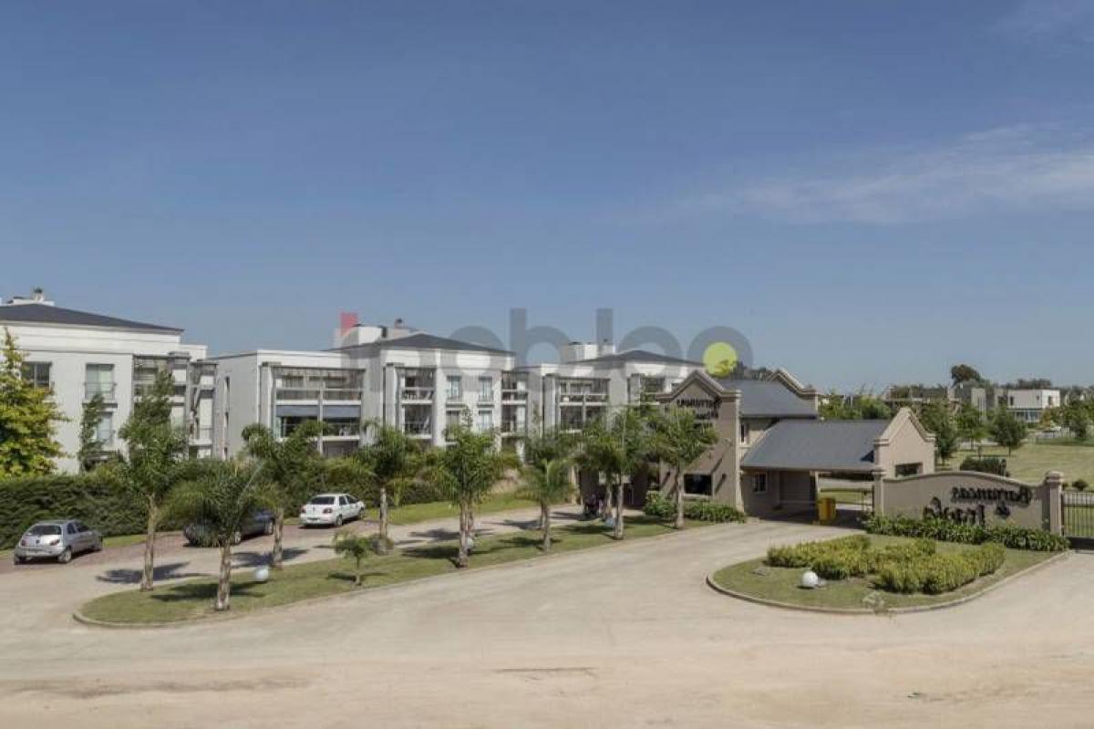 Terreno em Berazategui, Argentina N.º 41963