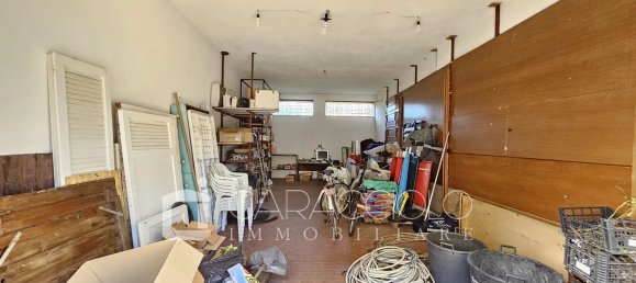 165m² Warehouse in Olbia, Italy No. 132814 14