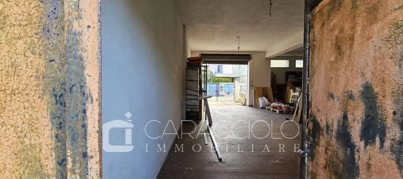 165m² Warehouse in Olbia, Italy No. 132814 8