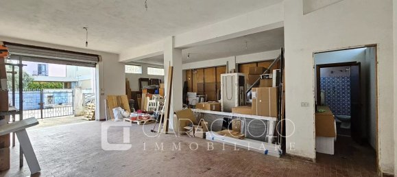 165m² Warehouse in Olbia, Italy No. 132814 18