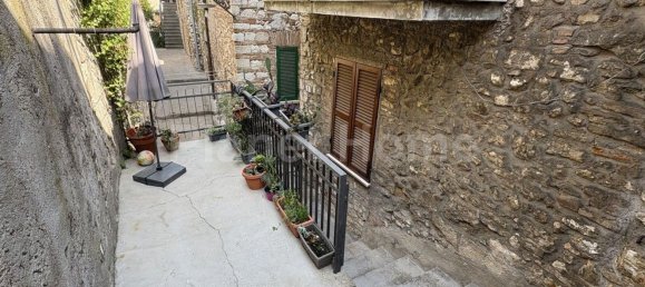 5 bedrooms Apartment in Narni, Italy No. 320036 9