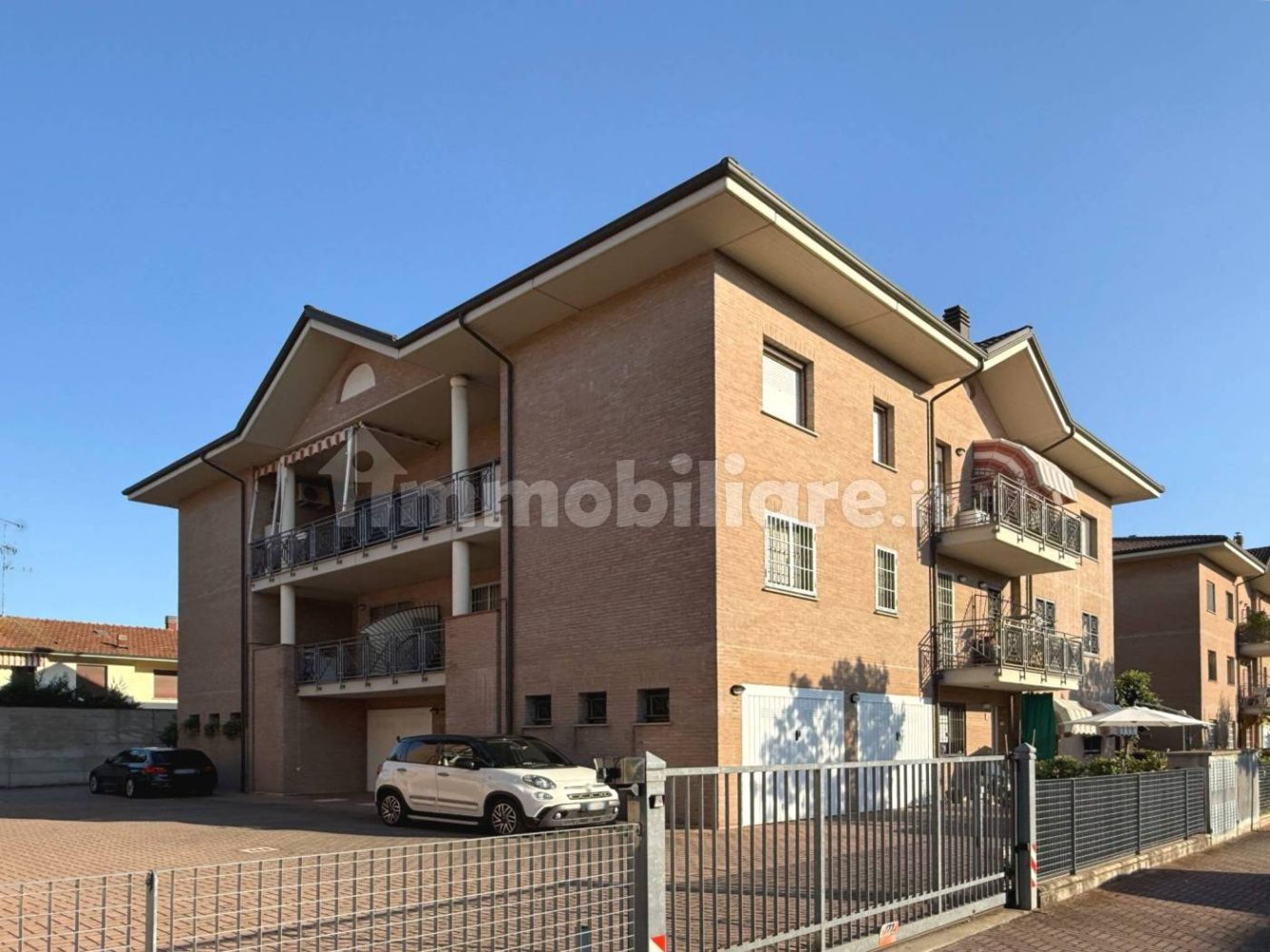 2 bedrooms Apartment in Castello d'Argile, Italy No. 273605