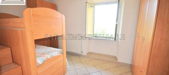 Дом с 3 комнатами в Кастель дель Пьяно, Италия № 19781 11