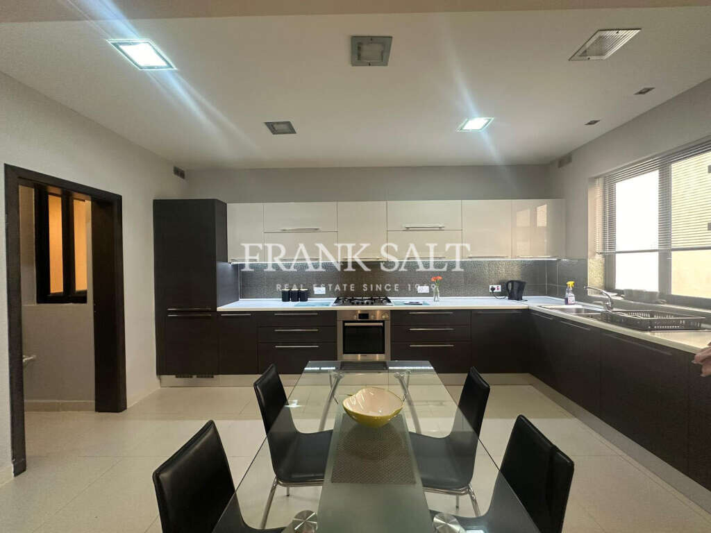 2 bedrooms Apartment in Birkirkara, Malta No. 7620