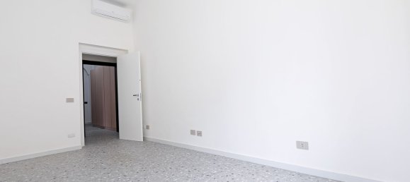3 Schlafzimmer Wohnung in Rome, Italy, Nr. 356430 14