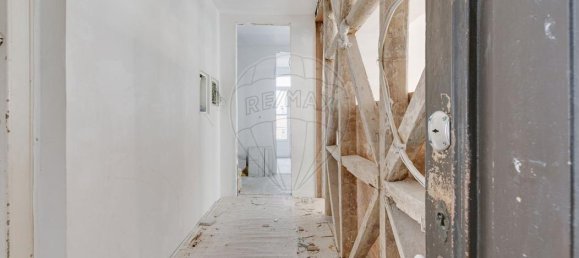 6 bedrooms Apartment in Lisbon, Portugal No. 65125 4