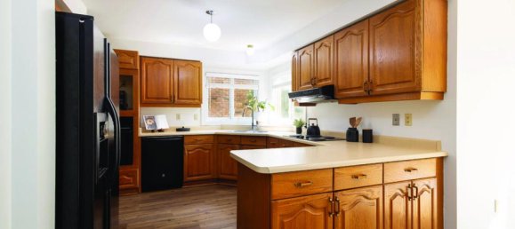 4 bedrooms House in Mississauga, Canada No. 687 11