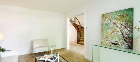 4 bedrooms House in Mississauga, Canada No. 687 7