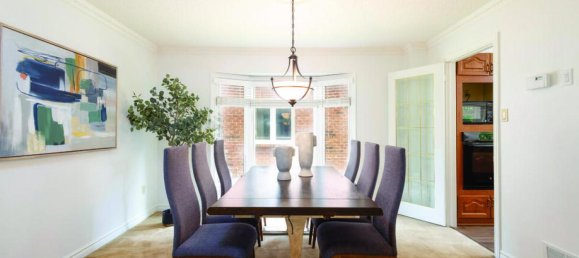 4 bedrooms House in Mississauga, Canada No. 687 9