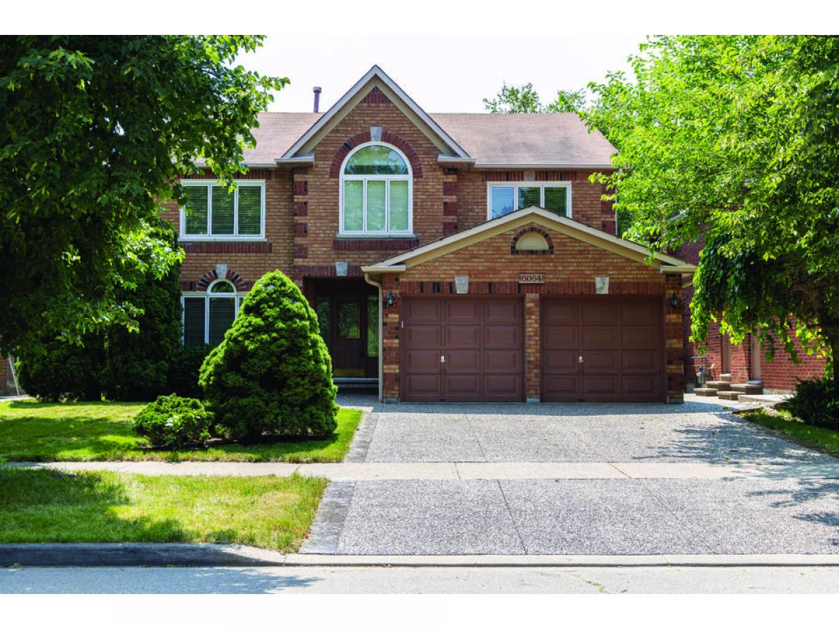 4 bedrooms House in Mississauga, Canada No. 687