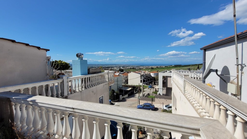 Duplex independente T4 em Thermi, Greece N.º 93422