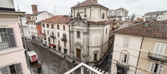 5 rooms Apartment in Vercelli, Italy No. 70284 15