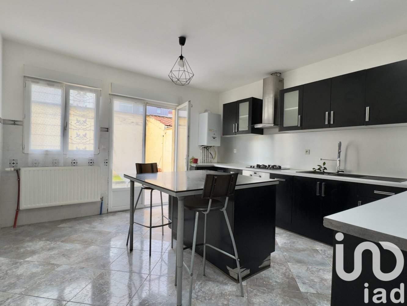 2 bedrooms House in Tourcoing, France No. 218521