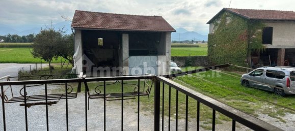 Apartamento de 2 dormitorios en Cuneo, Italy No. 43737 4