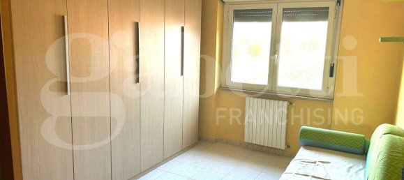 Apartamento de 3 dormitorios en Terracina, Italy No. 11037 5