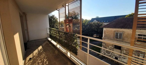 3 bedrooms Apartment in Chelles, France No. 173146 2