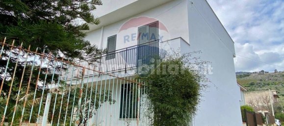 4 Schlafzimmer Villa in Palermo, Italy, Nr. 51352 94