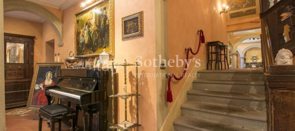 11 غرف نوم فيلا في Castelnuovo di Garfagnana, Italy رقم 213534 16