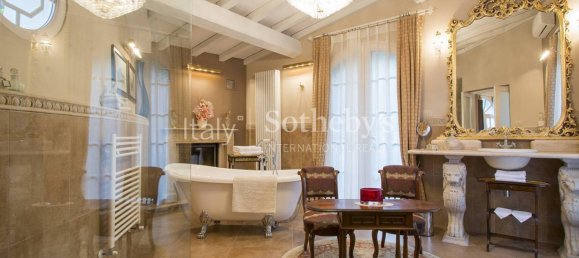 11 غرف نوم فيلا في Castelnuovo di Garfagnana, Italy رقم 213534 22