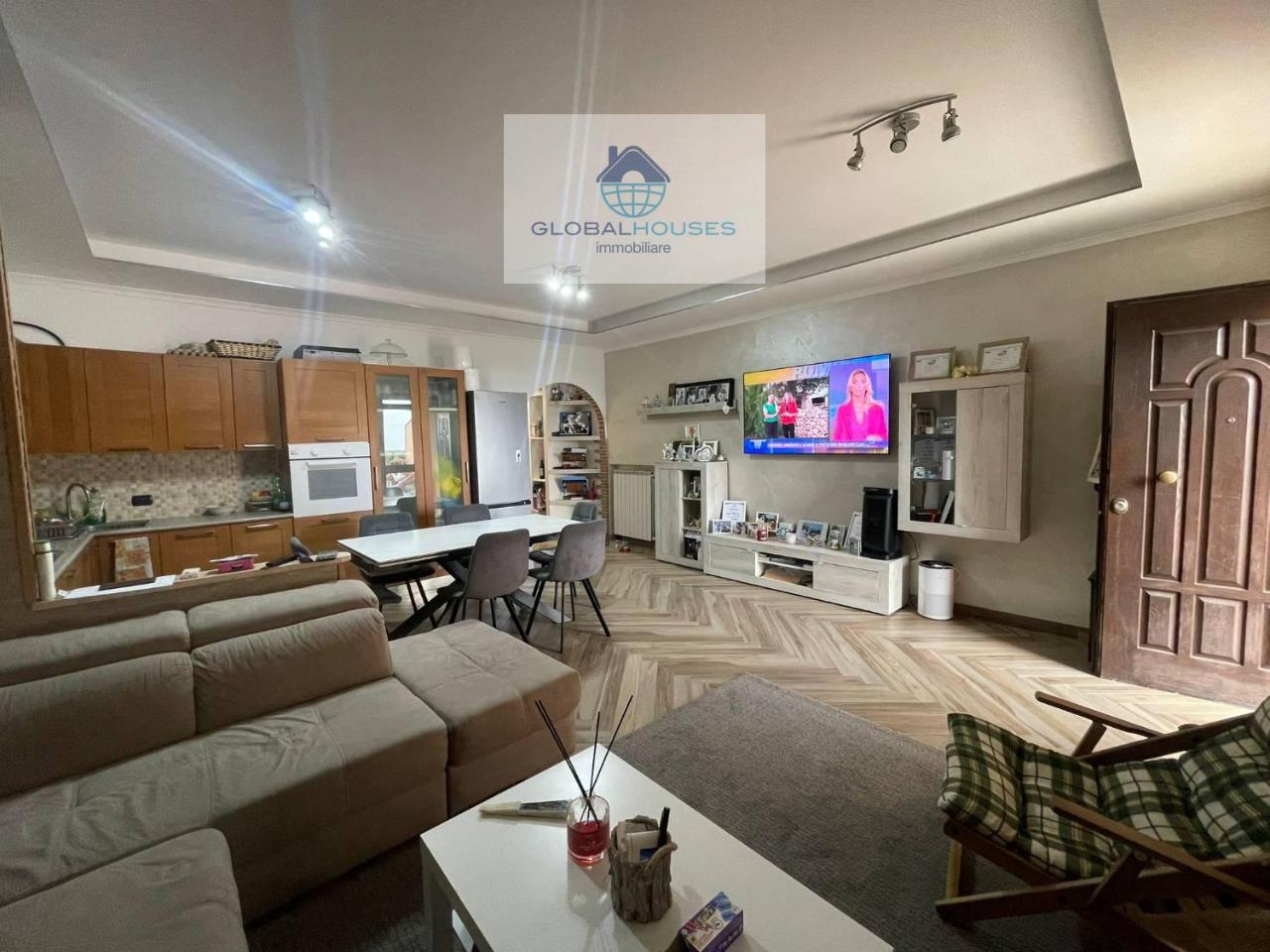 3 rooms Apartment in Anguillara Sabazia, Italy No. 19721