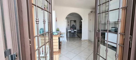 3 rooms Apartment in Guidonia Montecelio, Italy No. 37066 5