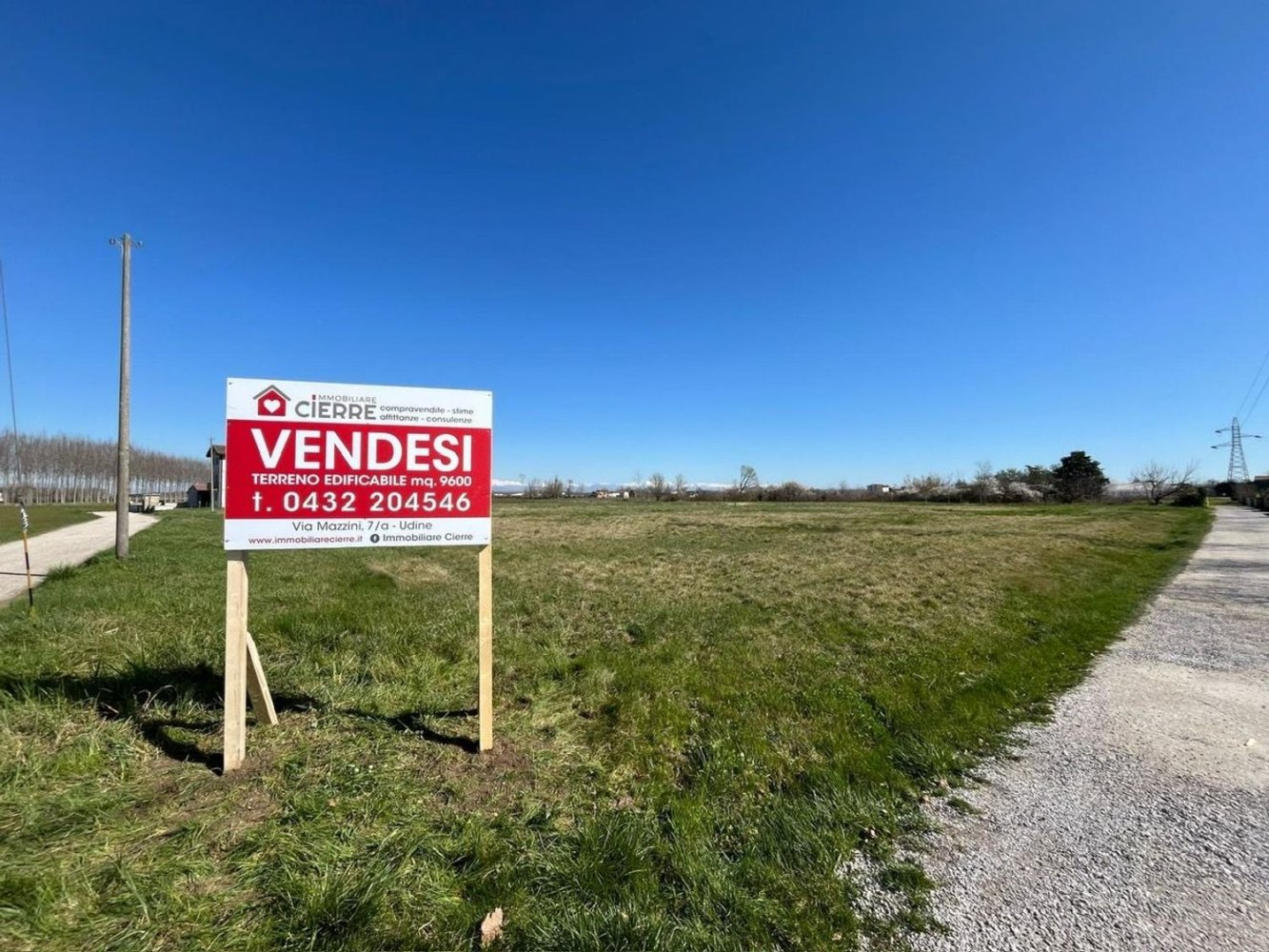 Grundstück in Udine, Italy 9600m², Nr. 123529