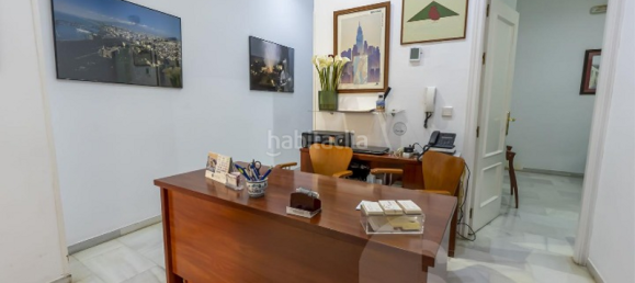 Apartamento de 4 dormitorios en Málaga, Spain No. 107885 23