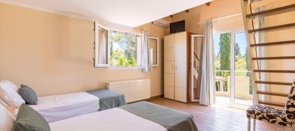 5 bedrooms Villa in Corfu, Greece No. 6730 29