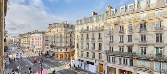 3 bedrooms Apartment in Paris, France No. 121711 16