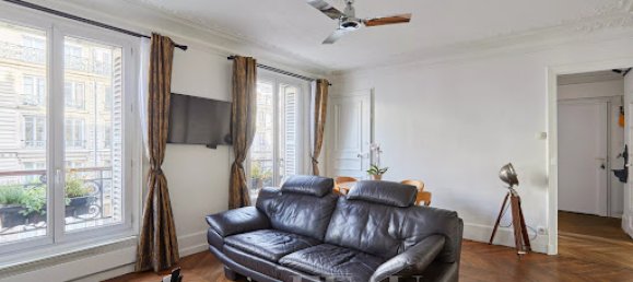 3 bedrooms Apartment in Paris, France No. 121711 4