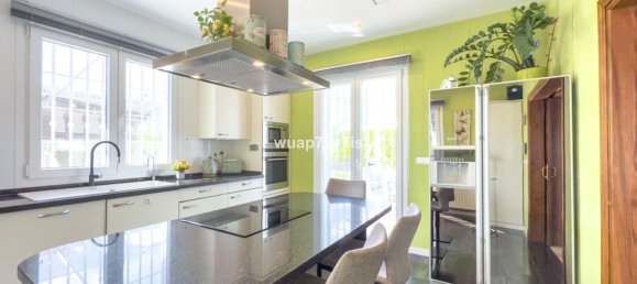 4 bedrooms Villa in Istan, Spain No. 140431 16