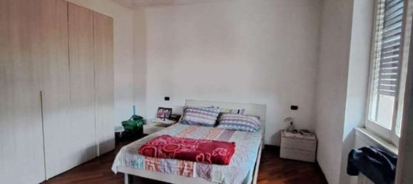 3 Schlafzimmer Wohnung in Tradate, Italy, Nr. 372606 15