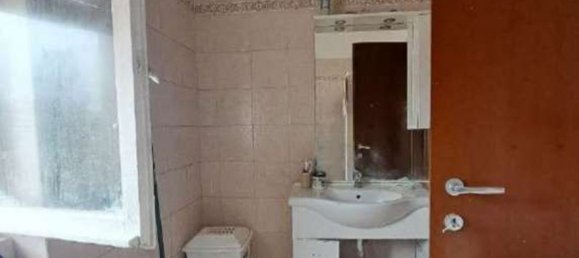 3 Schlafzimmer Wohnung in Tradate, Italy, Nr. 372606 18
