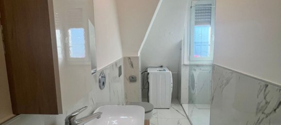 4 rooms Apartment in Alessandria, Italy No. 8476 78