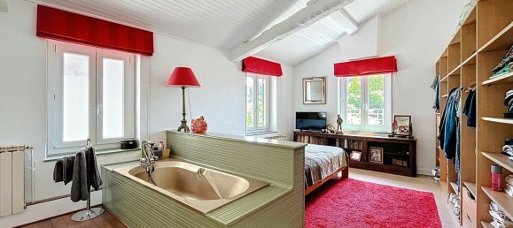 4 bedrooms House in Lyon, France No. 330828 4