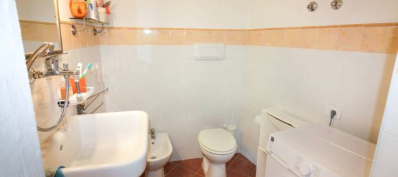 Apartamento de 2 dormitorios en Torpè, Italy No. 278774 19