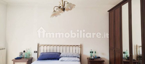 Apartamento de 2 dormitorios en Scandriglia, Italy No. 289610 11