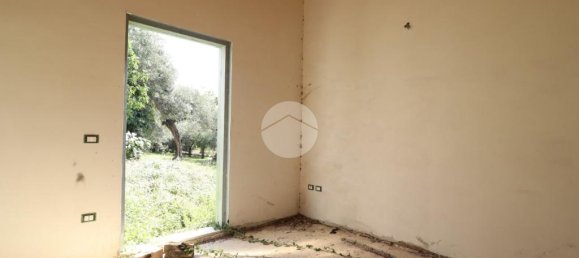 5 bedrooms House in Pianella, Italy No. 371374 14