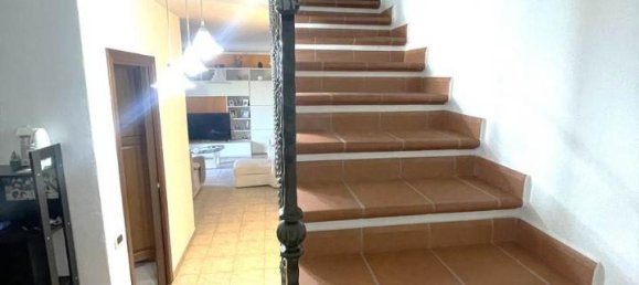 Casa de 5 divisões em Gavorrano, Italy N.º 173290 9