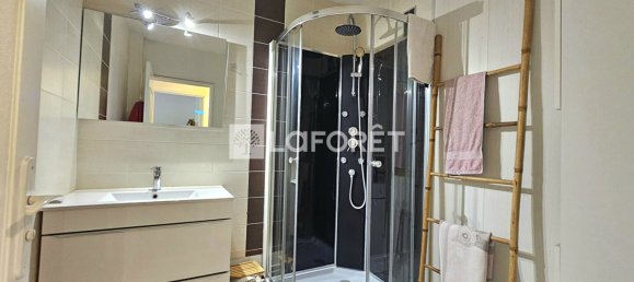 2 Schlafzimmer Wohnung in Chartres, France, Nr. 230103 5