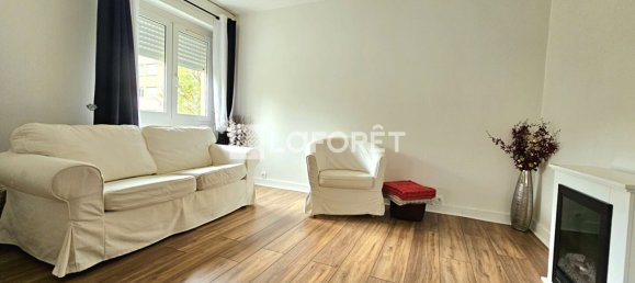 2 Schlafzimmer Wohnung in Chartres, France, Nr. 230103 2