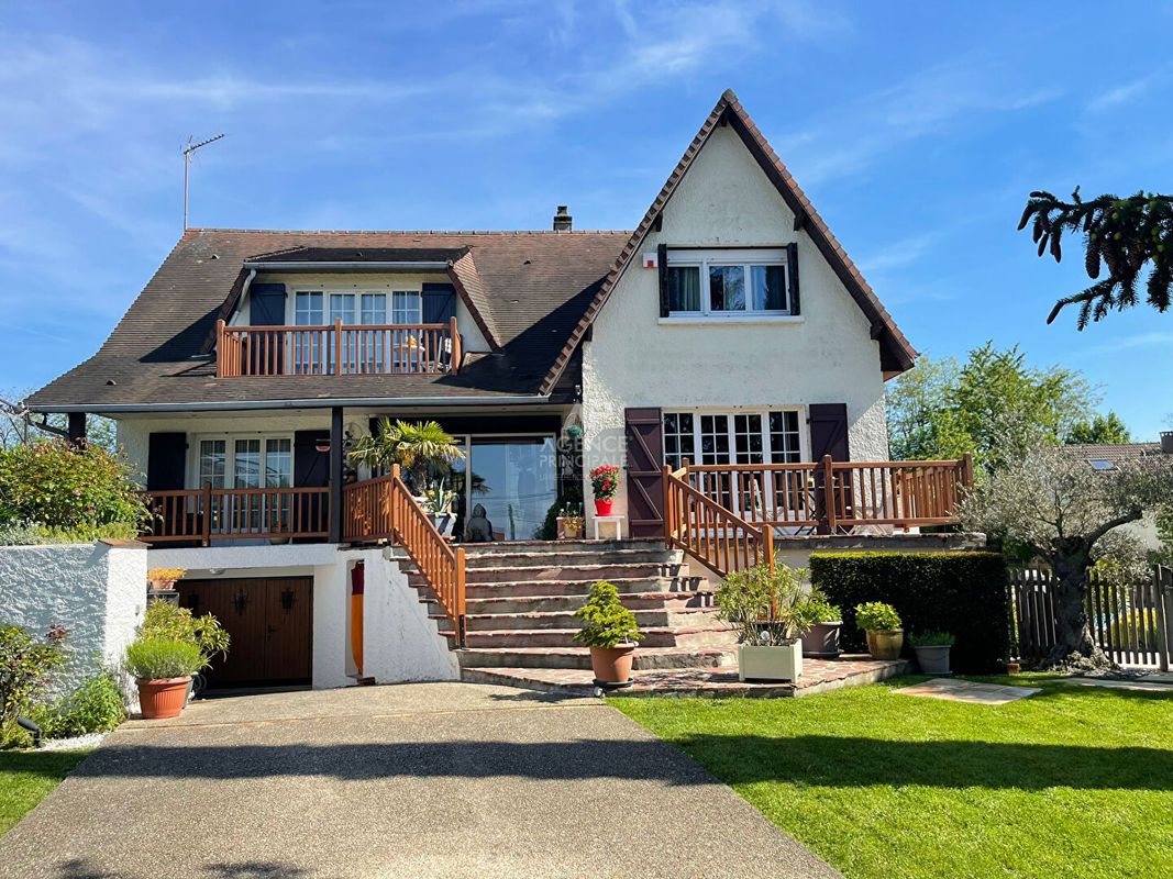 Casa T5 em Osny, France N.º 183276