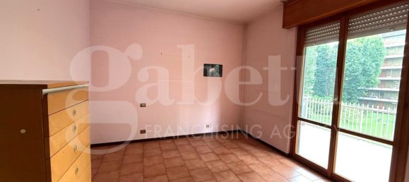 3 rooms Apartment in Monza, Italy No. 314714 13
